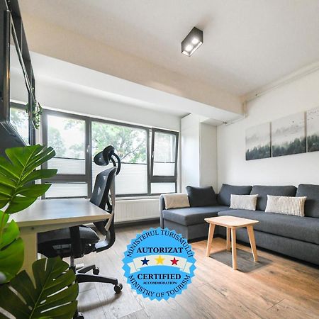 Modern Apartment In A Quiet Area Cluj-Napoca Ngoại thất bức ảnh