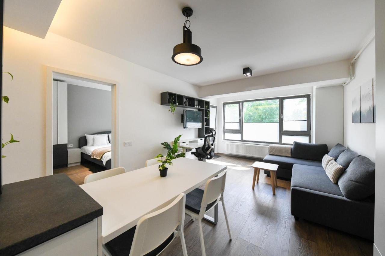 Modern Apartment In A Quiet Area Cluj-Napoca Ngoại thất bức ảnh