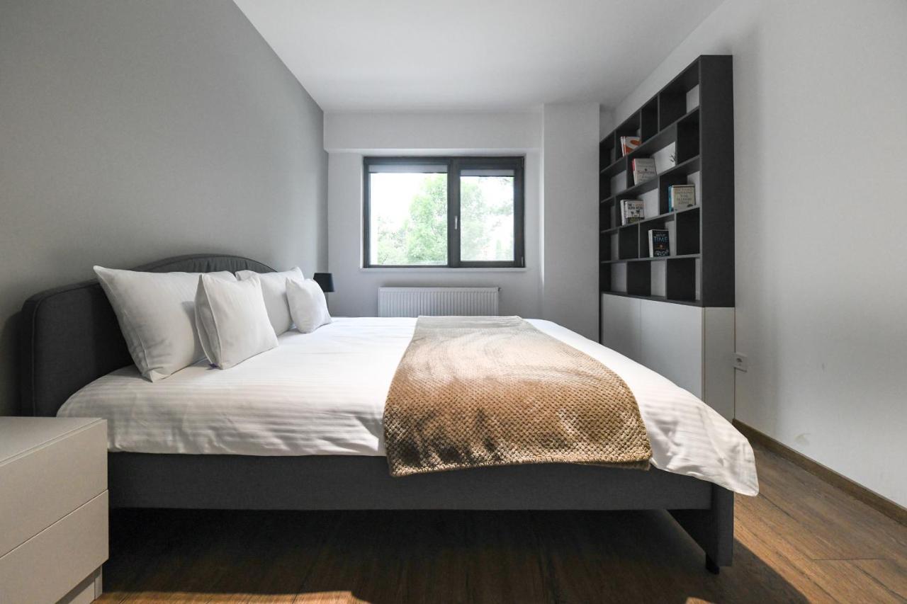 Modern Apartment In A Quiet Area Cluj-Napoca Ngoại thất bức ảnh
